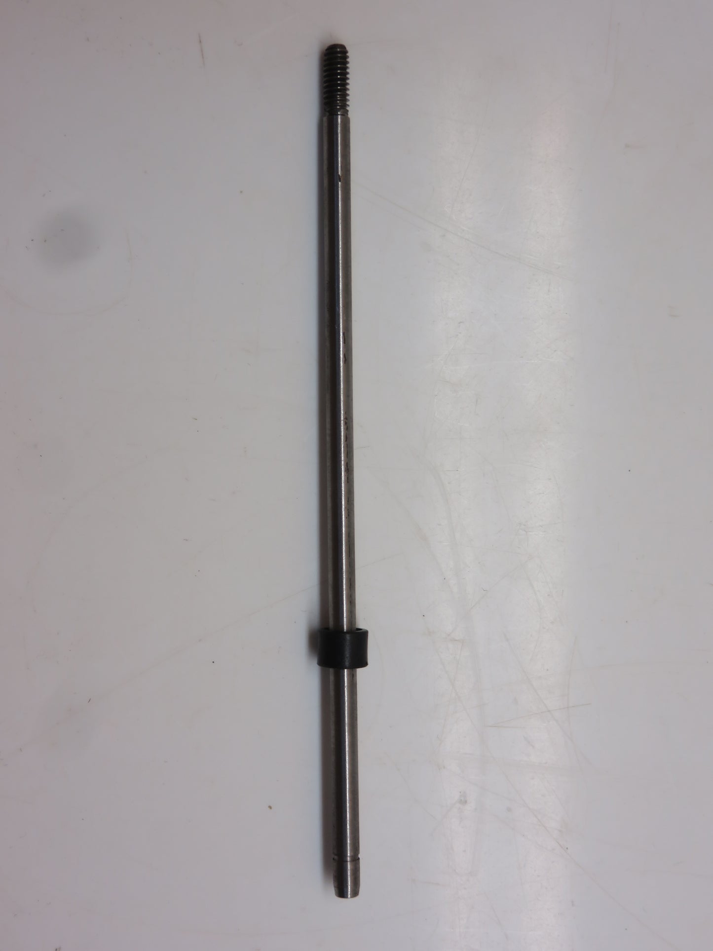 R38376, R38377 John Deere Throttle Lever Inner Shaft And Guide For 1010, 2010, 3010, 4010