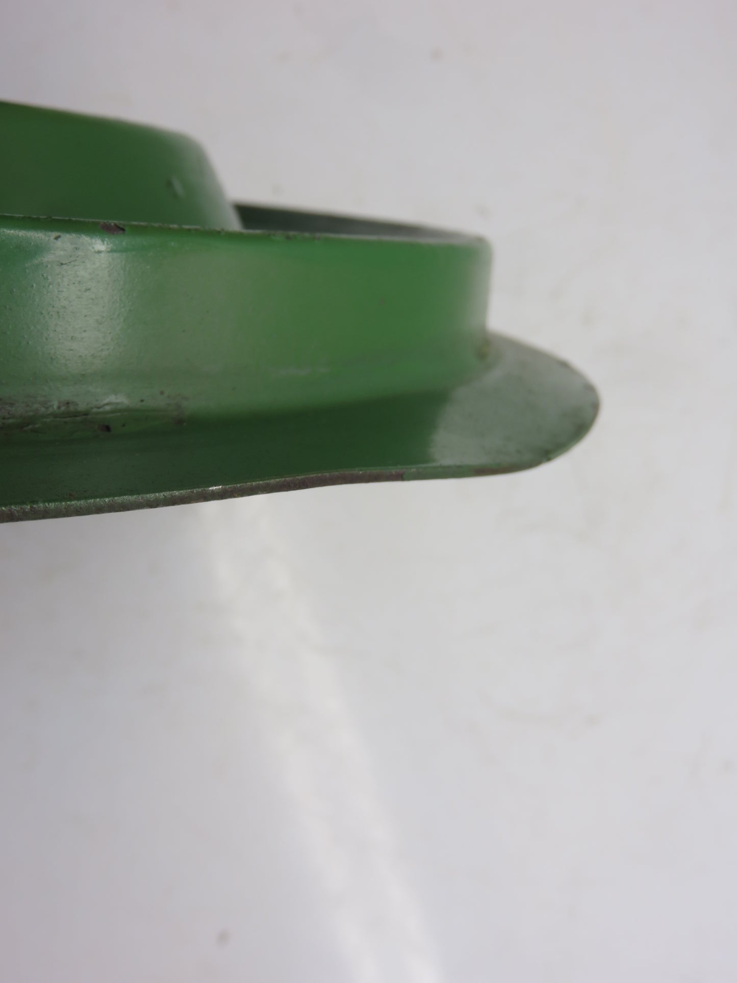 AA2336R John Deere Clutch Pulley Dust Shield For A, AR, AO