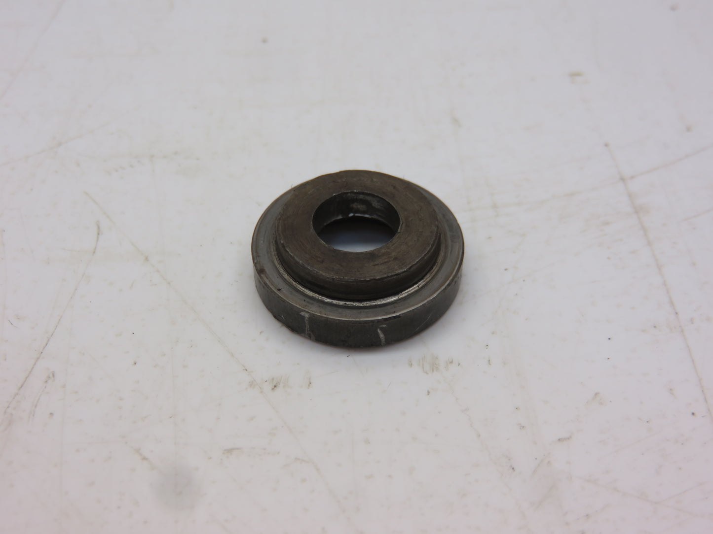 L824T John Deere Valve Spring Retainer For L, LA, LI