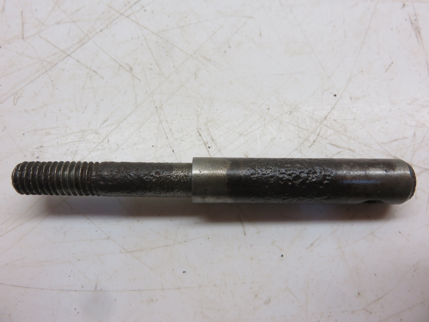 R1641R John Deere Throttle Lever Shaft For 80, 820