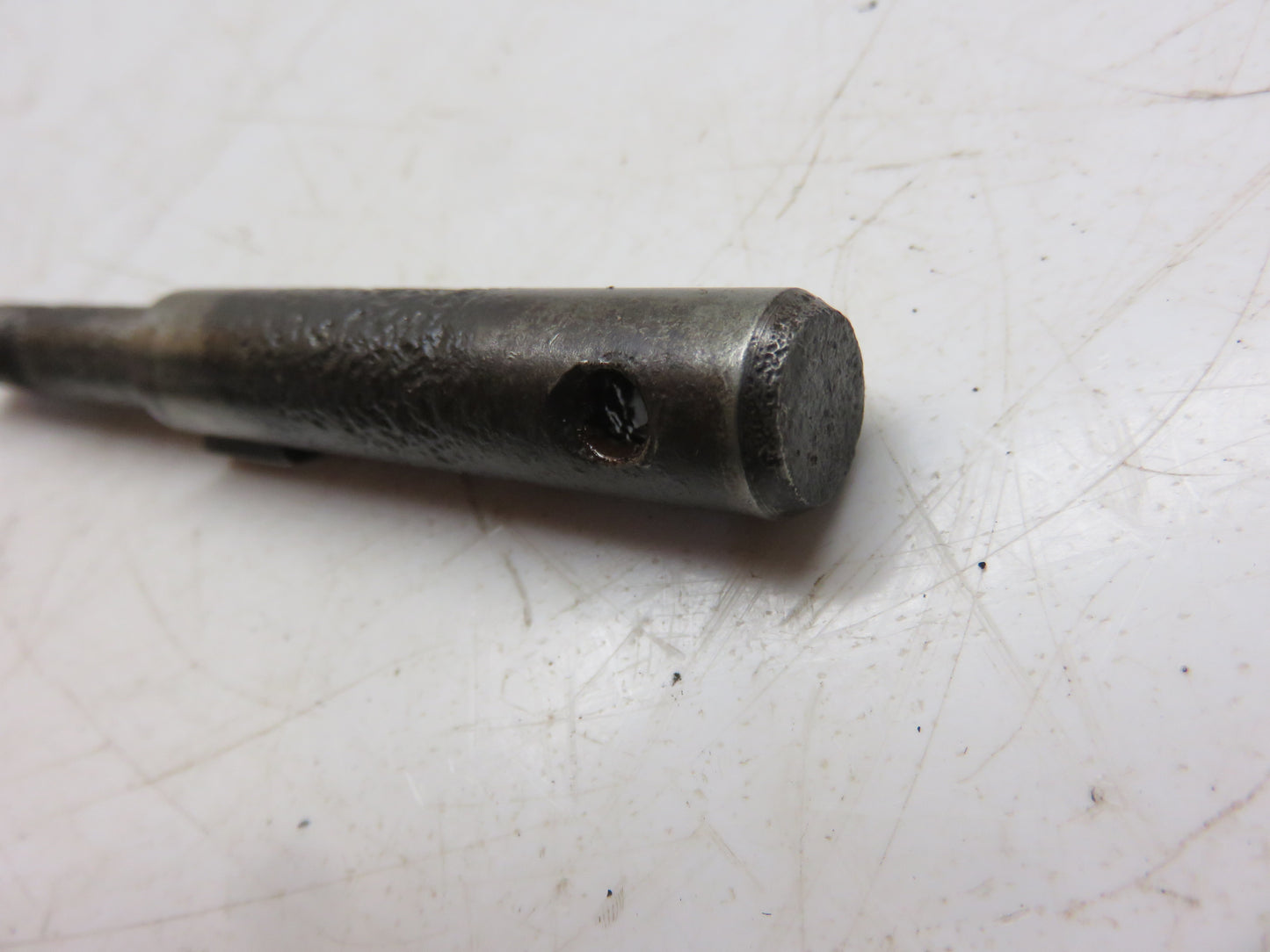 R1641R John Deere Throttle Lever Shaft For 80, 820