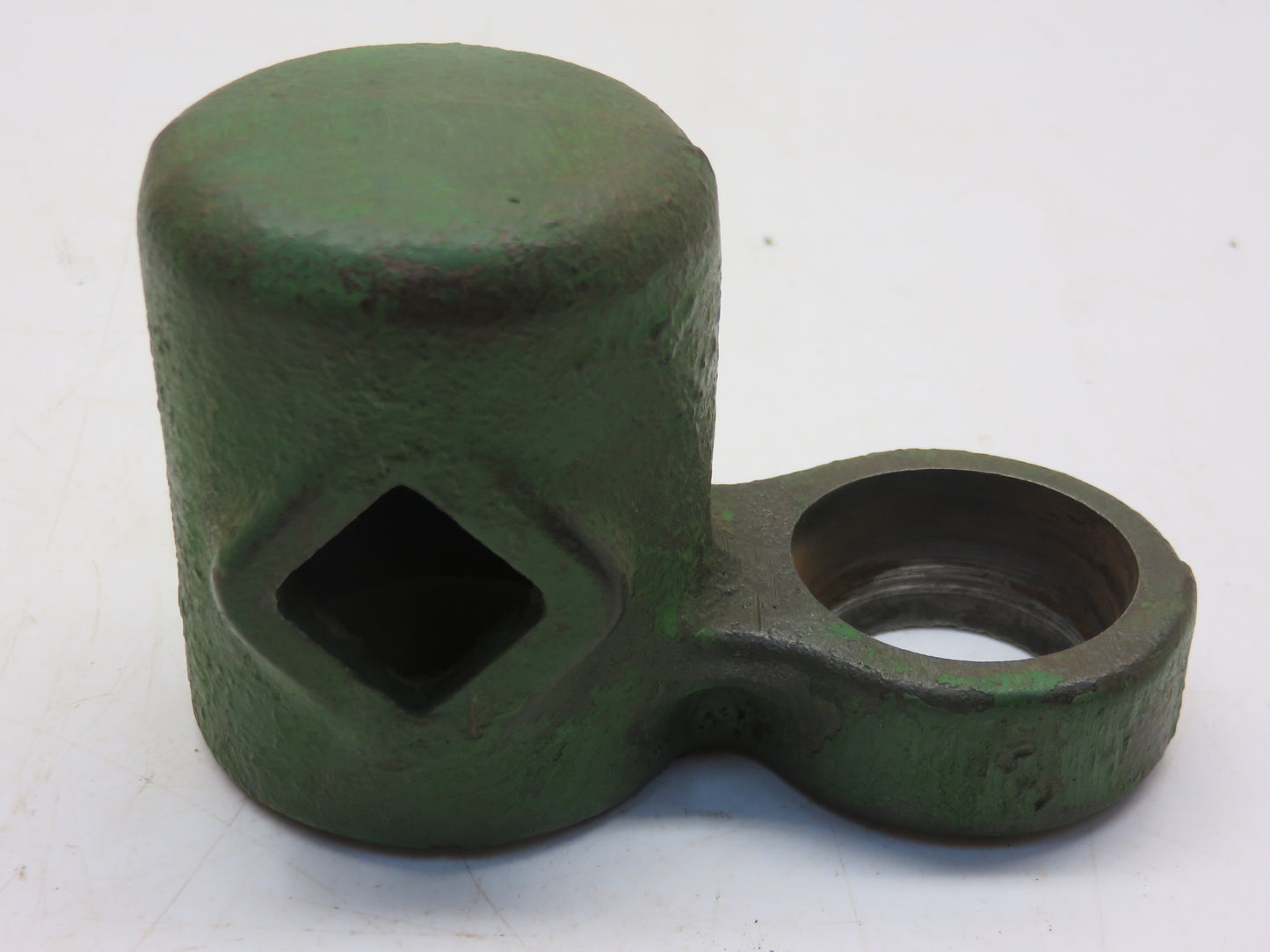 B392R John Deere Steering Shaft Bearing Bracket For A, B, G