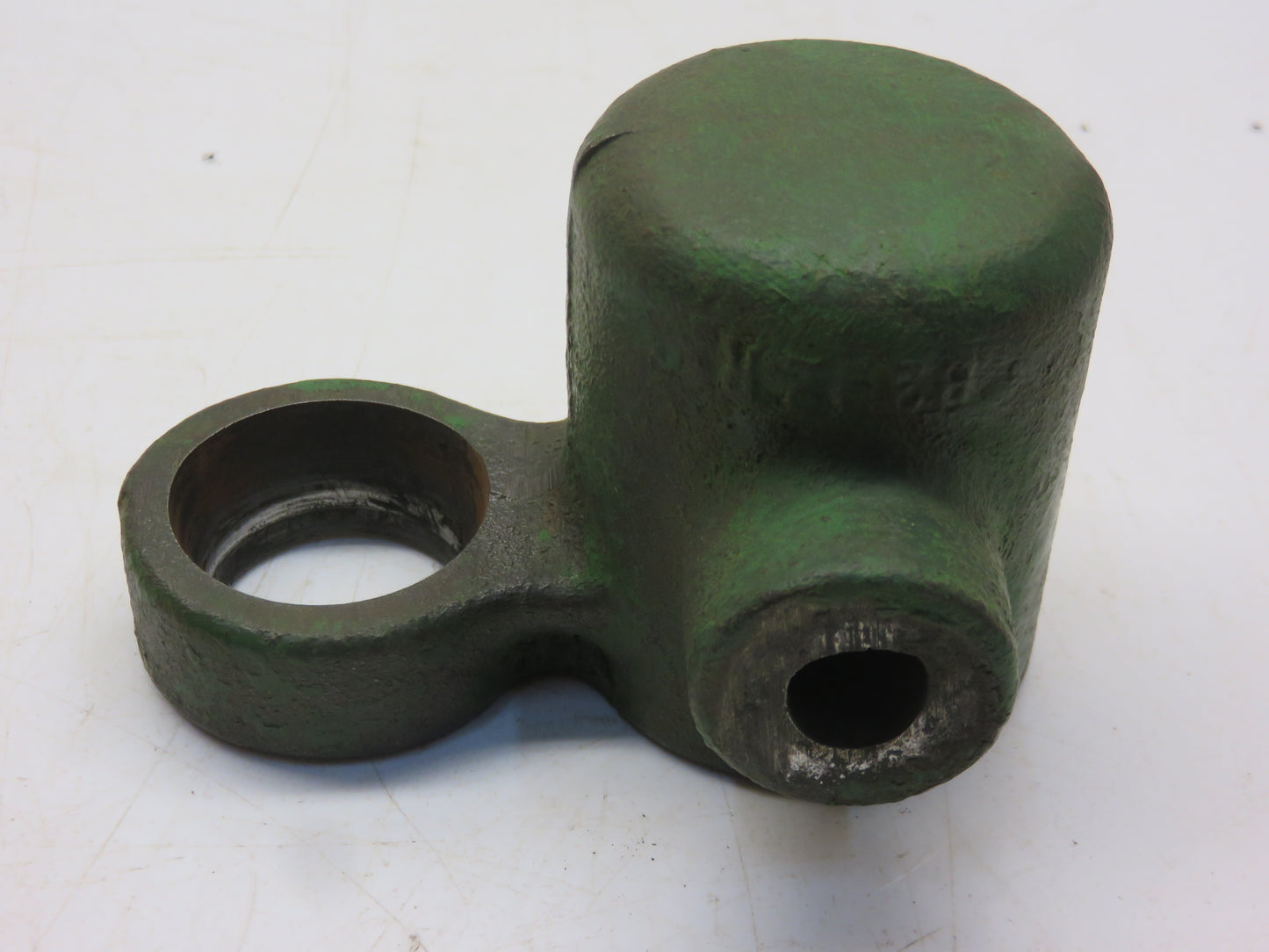 B392R John Deere Steering Shaft Bearing Bracket For A, B, G