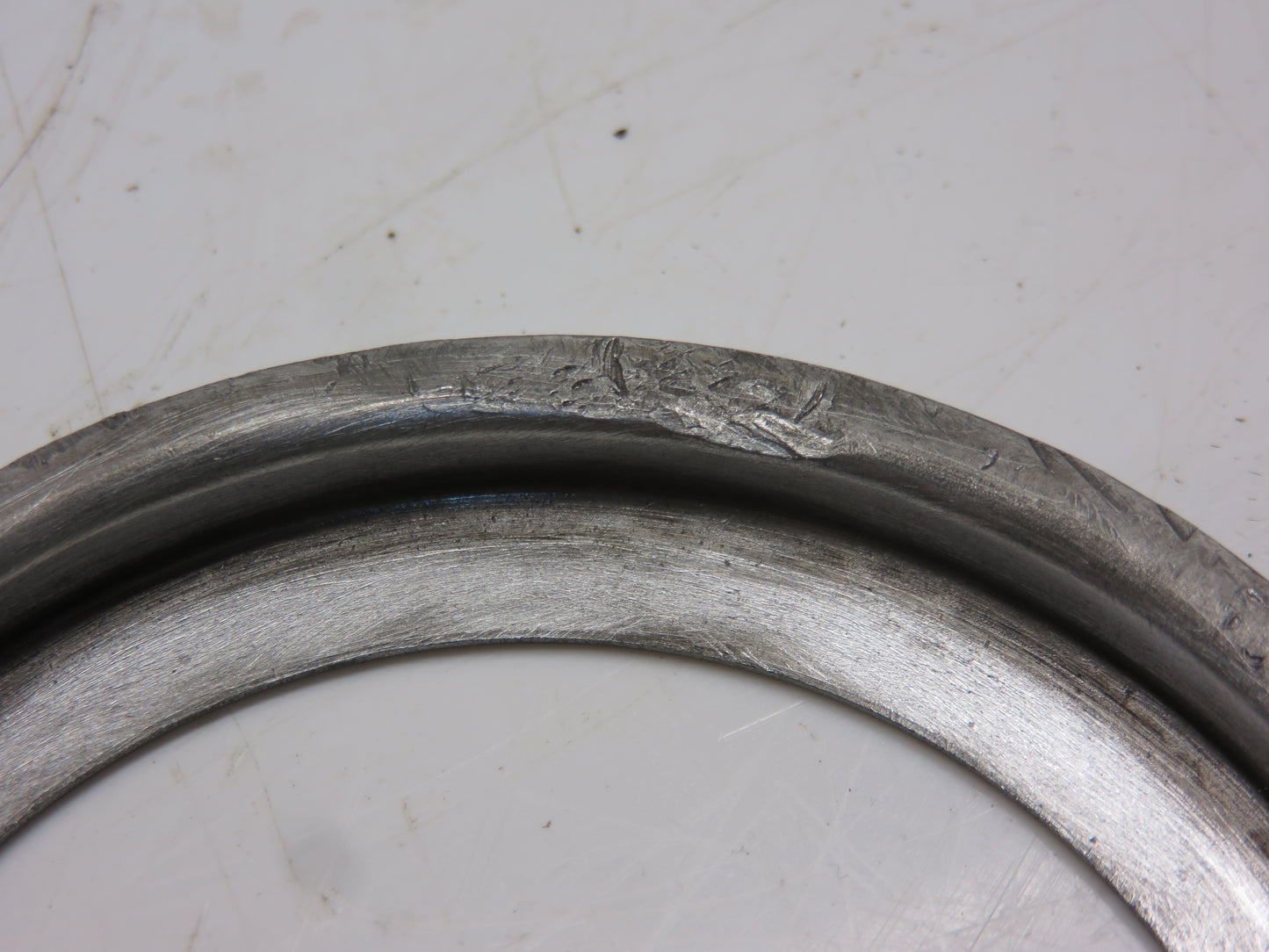 B2434R John Deere Sliding Gear Shaft Left Hand Bearing Oil Retainer For A, B, 50