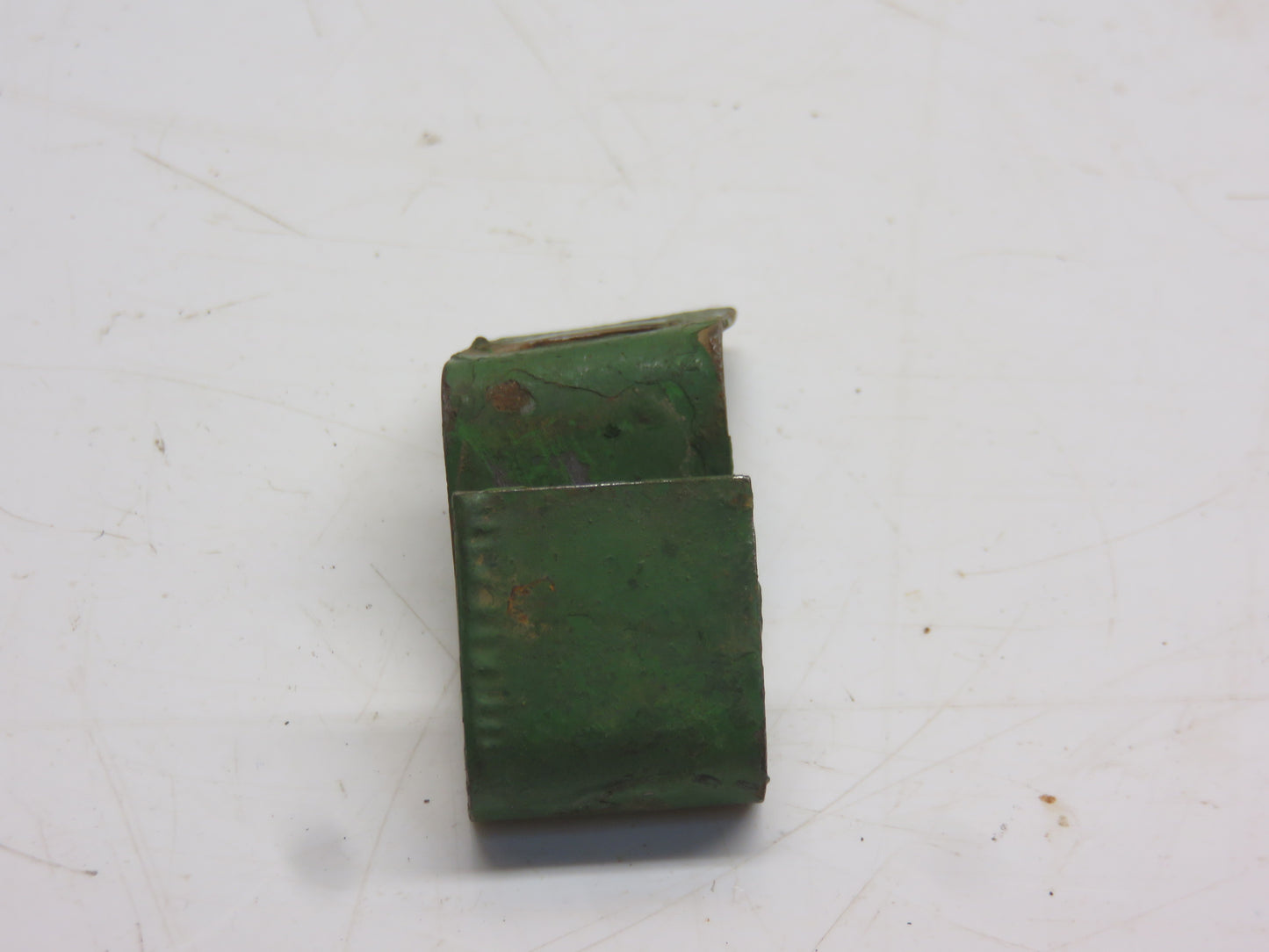 B1986R John Deere Wiring Harness Clip For A, B, D, G, 50, 60, 70, 80, 520, 620, 720, 820