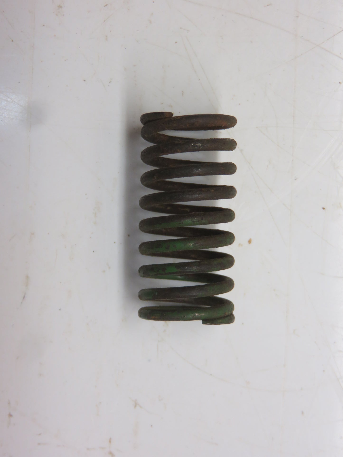 R1829R John Deere Pony Motor Transmission Shifter Shaft Spring For 80, 820, 830