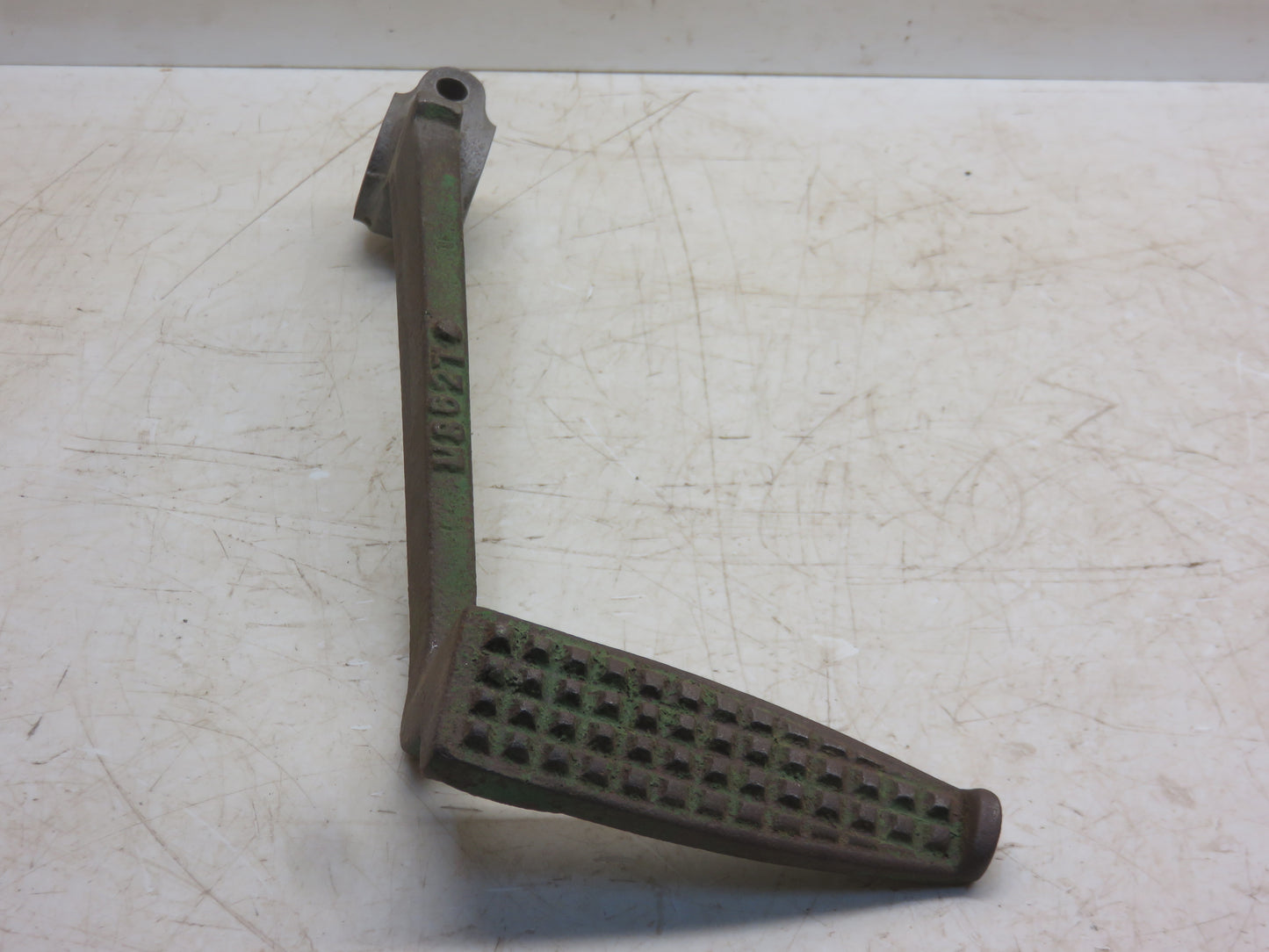 AM949T, M862T John Deere Clutch Pedal For MT