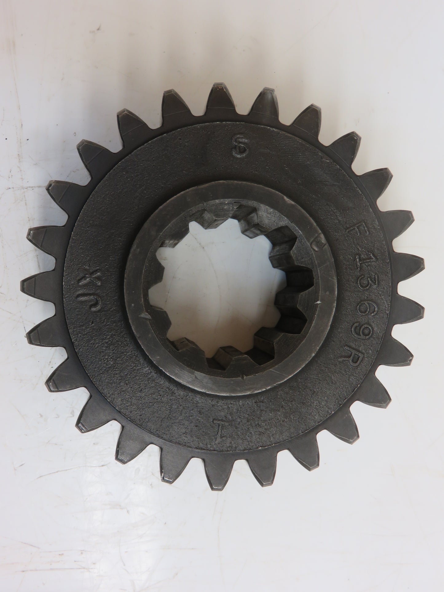 F1369R John Deere Third And Fourth Speed Sliding Pinion For 70