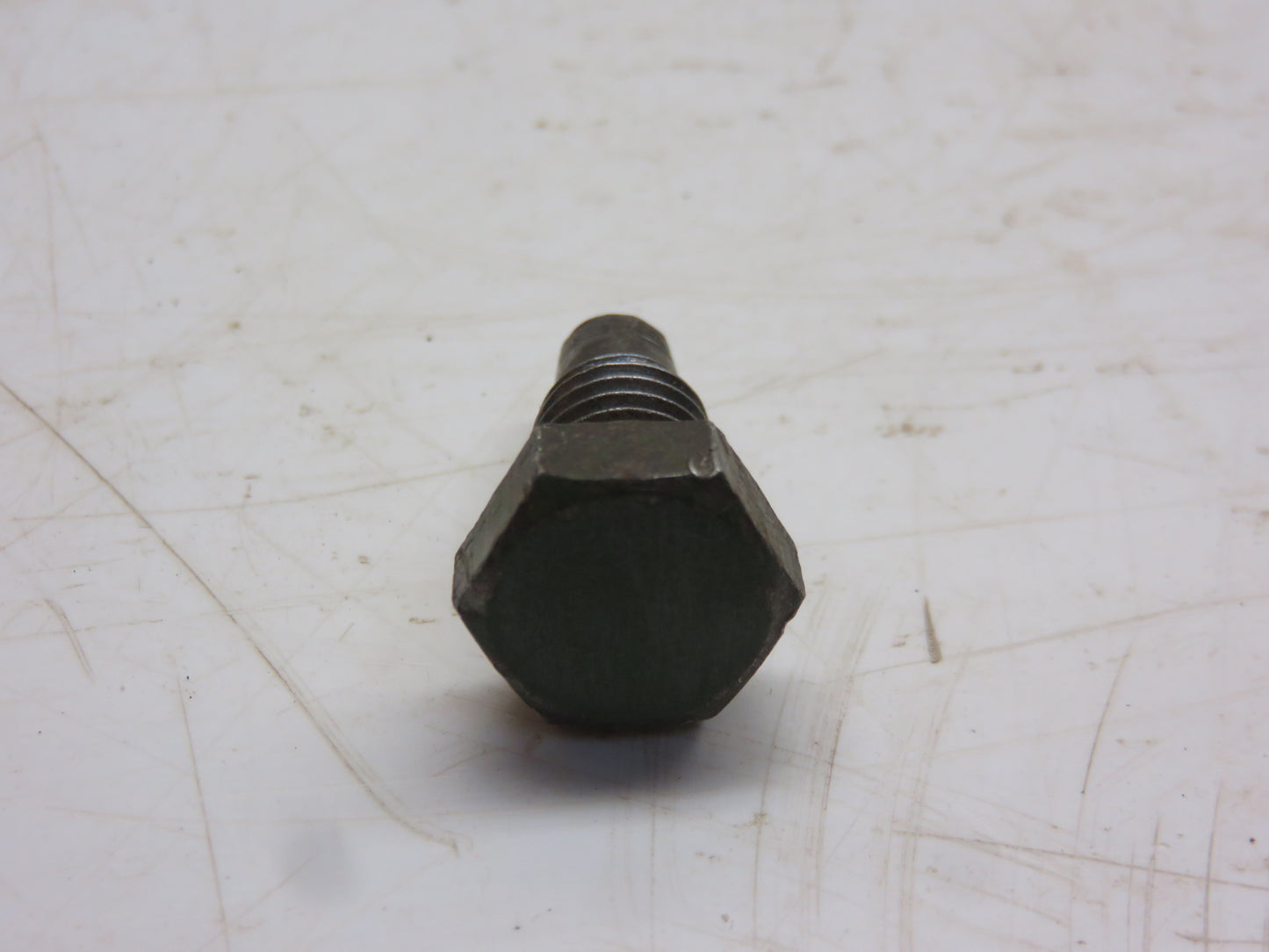 R28007 John Deere Throttle Handle Bolt For 1010, 2010, 2510, 3010, 4010, 5010