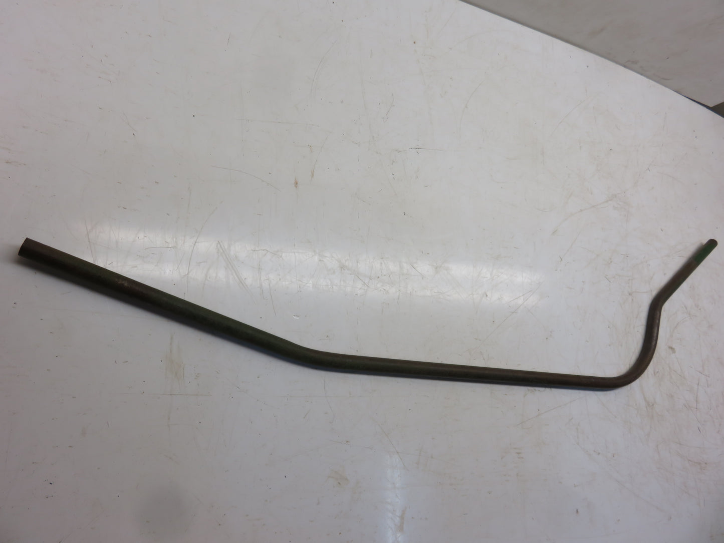 R1558R John Deere Radiator Drain Tube For 80, 820, 830