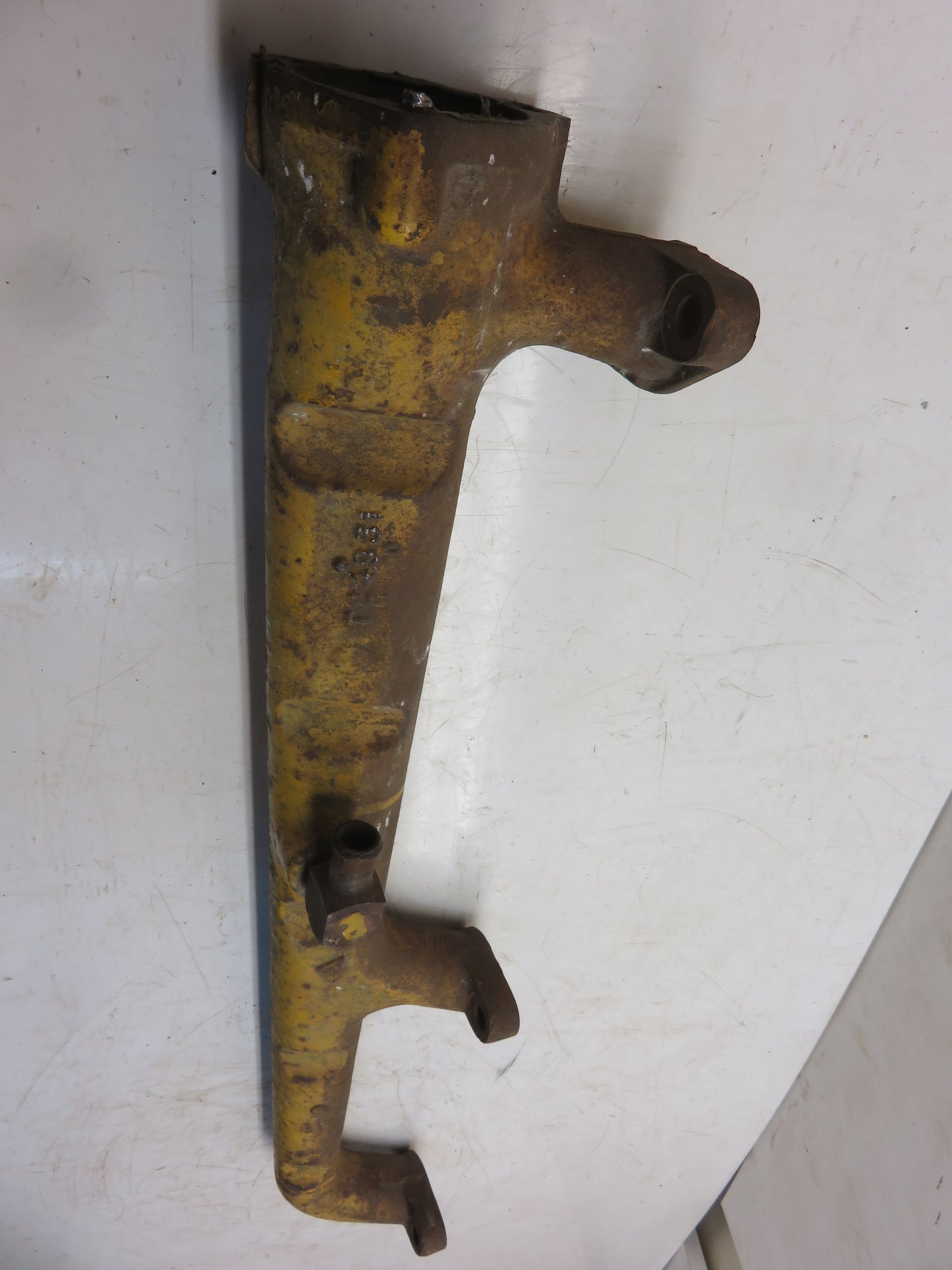 AT23071, T24931 John Deere Water Manifold For 3120, 3030, 3130