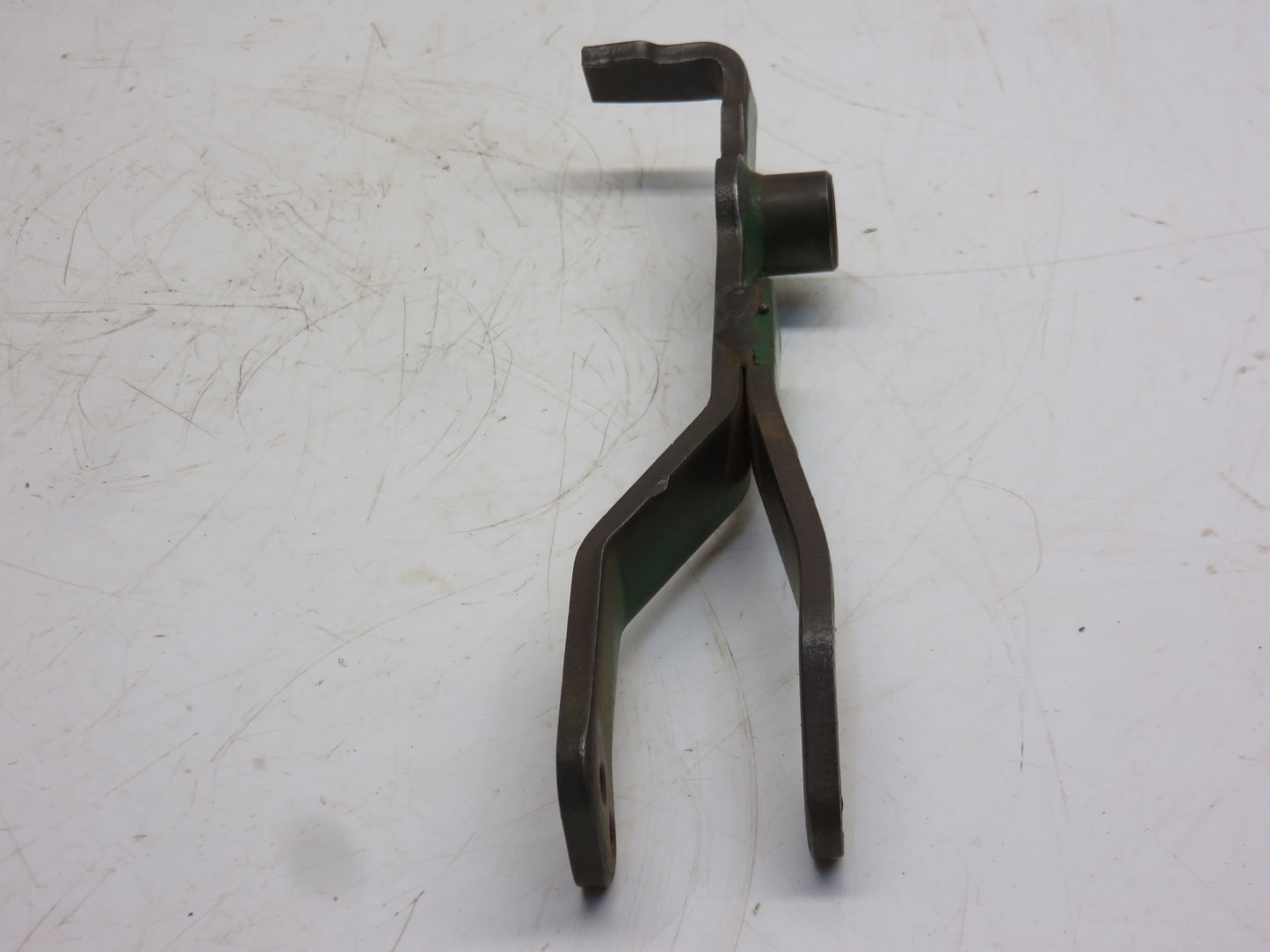 AR34313 John Deere Powershift Transmission Outer Lock Arm For 2510, 3020, 4020