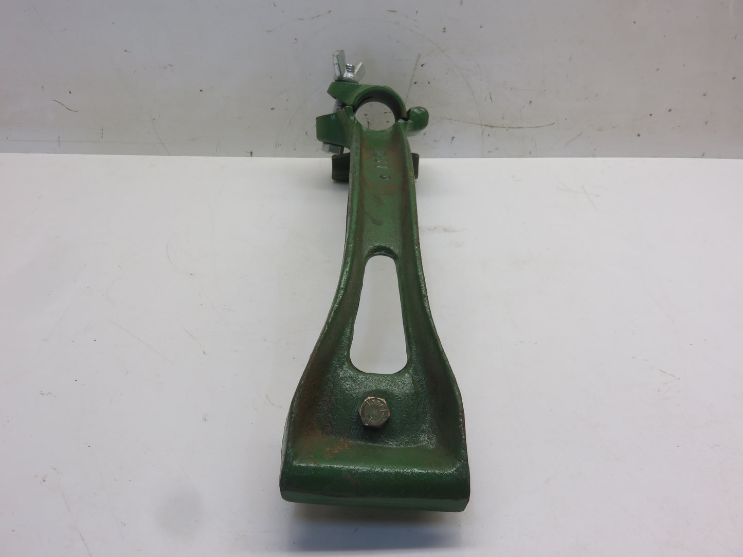A3485R John Deere Umbrella Bracket For A, AR, B, G, R, 50, 60, 70, 80