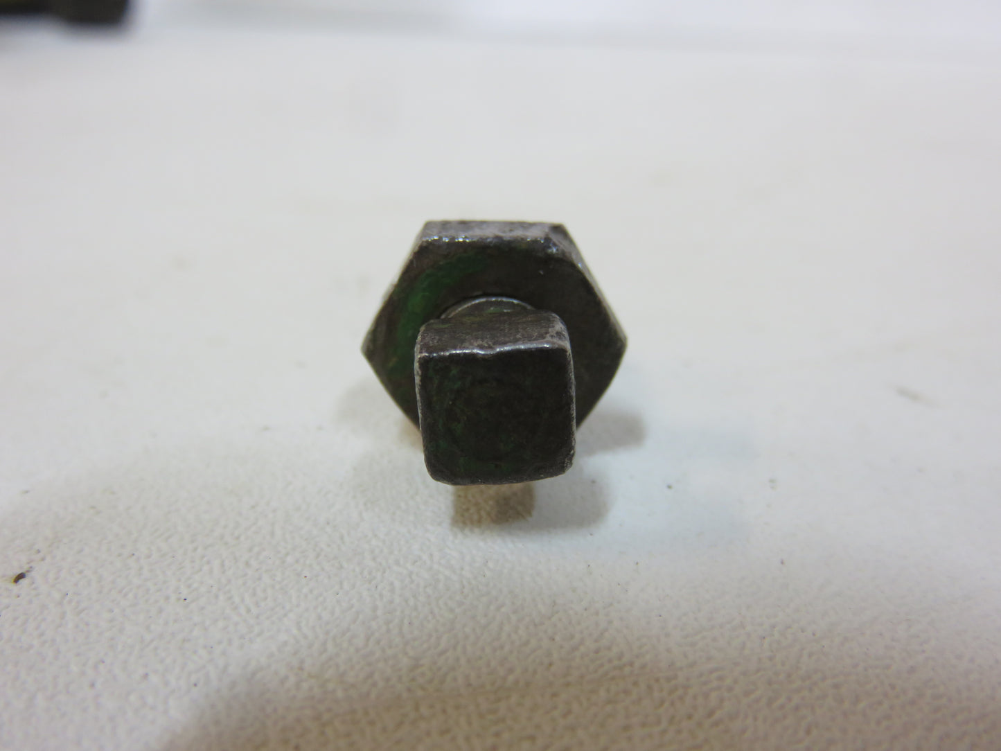 22H724A John Deere Set Screw For M, 40, 320, 420, 330, 430