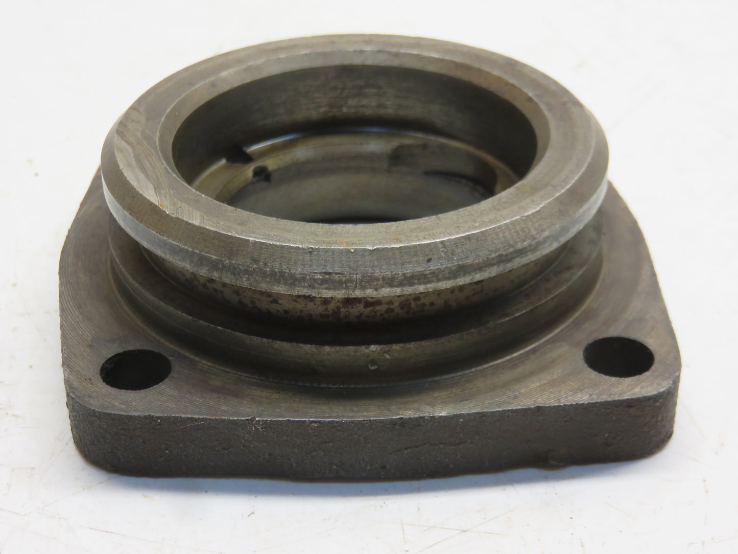 M47T, AM656T John Deere Transmission Input Shaft Bearing Quill For M, 40, 320, 420, 330