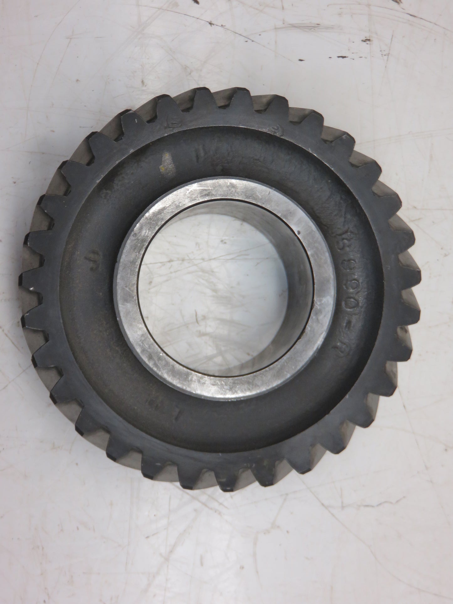 R26990 John Deere 4th And 7th Speed Gear For 2510, 2520, 3010, 3020