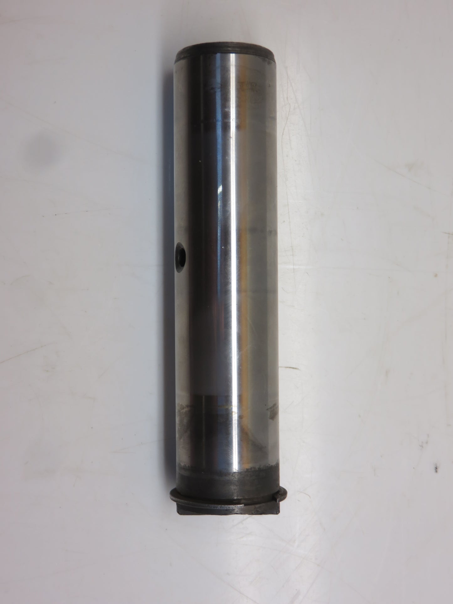 R33852 John Deere PTO Countershaft Idler Pin For 1020, 1120, 1520, 1640, 2040, 2020, 2030
