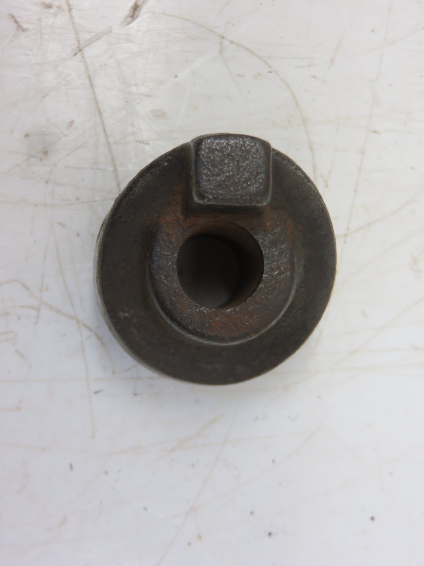 F1411R John Deere Starter Rod Guide For 70, 720