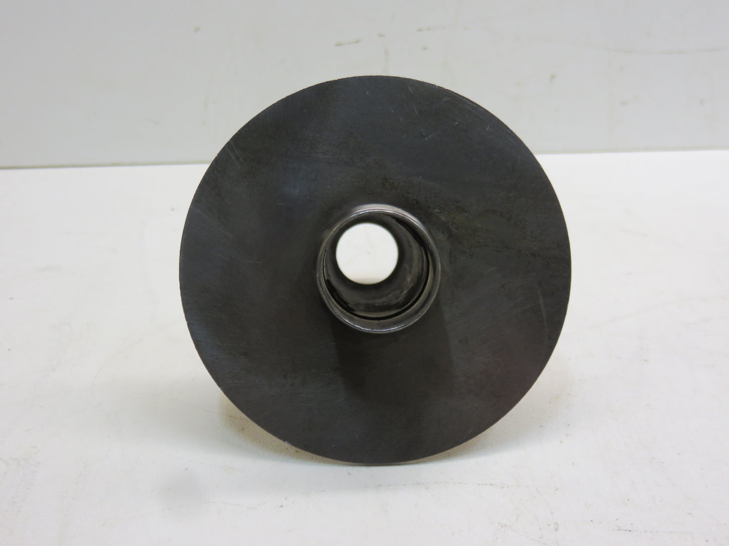 AA2096R John Deere Oil Filter Outlet For A, B, D, G, R, 50, 60, 70, 520, 620, 720, 530, 630, 730