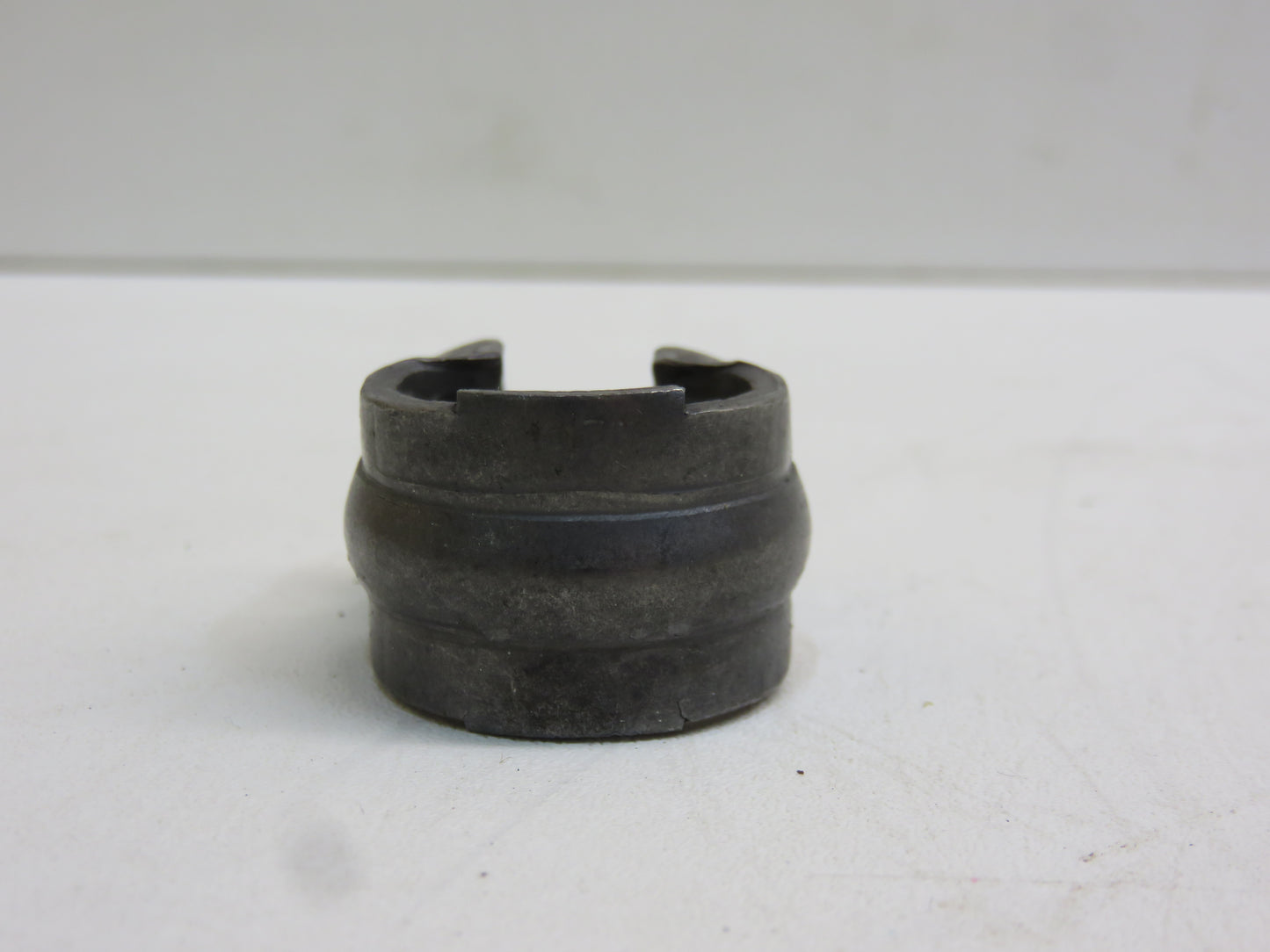 L409T John Deere Tie Rod Clamp For L, LA, LI, M, 40, 320, 420, 520, 620, 720, 820