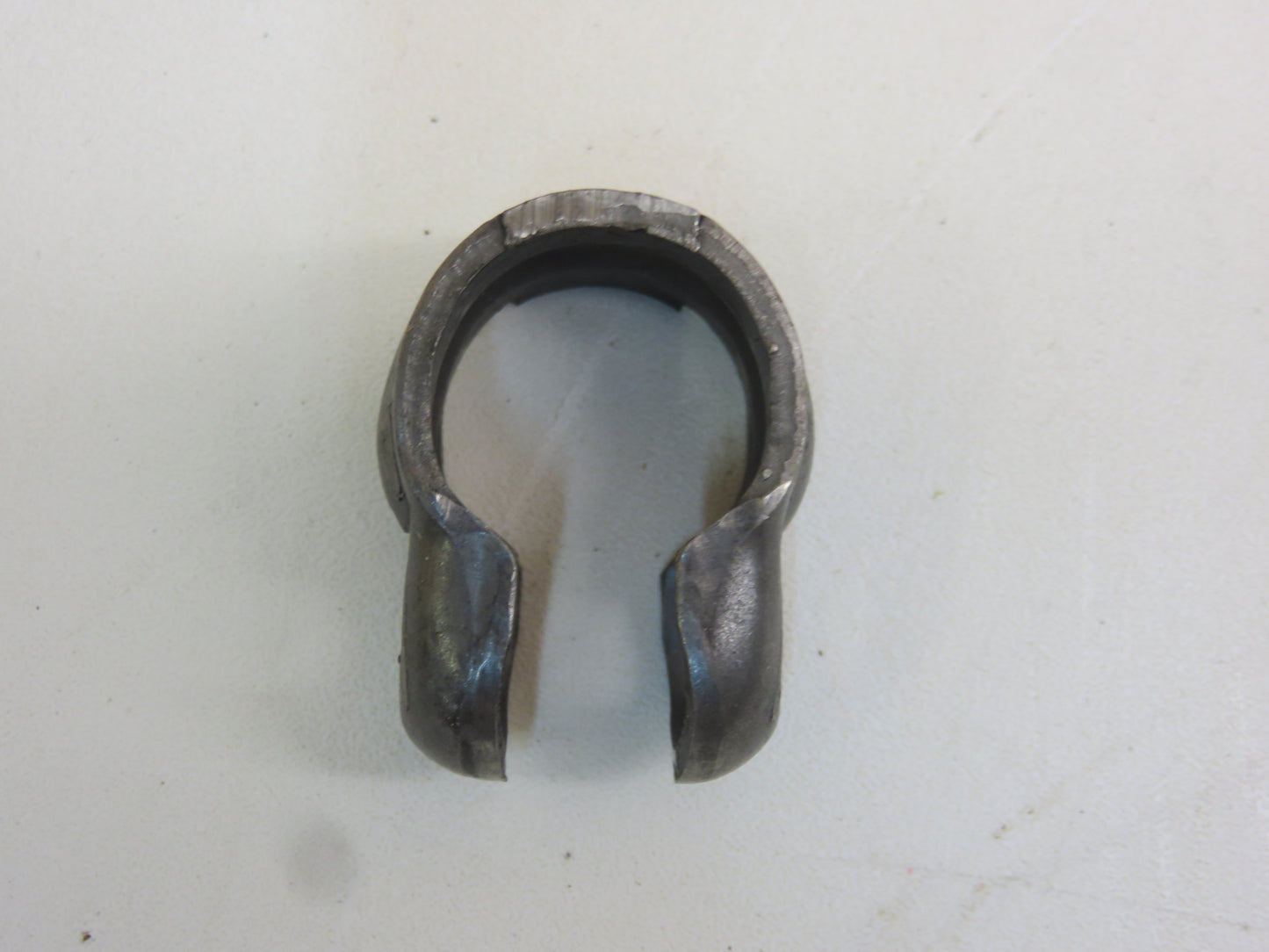 L409T John Deere Tie Rod Clamp For L, LA, LI, M, 40, 320, 420, 520, 620, 720, 820