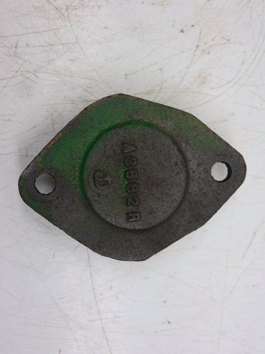 A3582R John Deere Left Hand Cam Shaft Bearing Housing For A, AR, AO, G, 60, 70, 620, 720