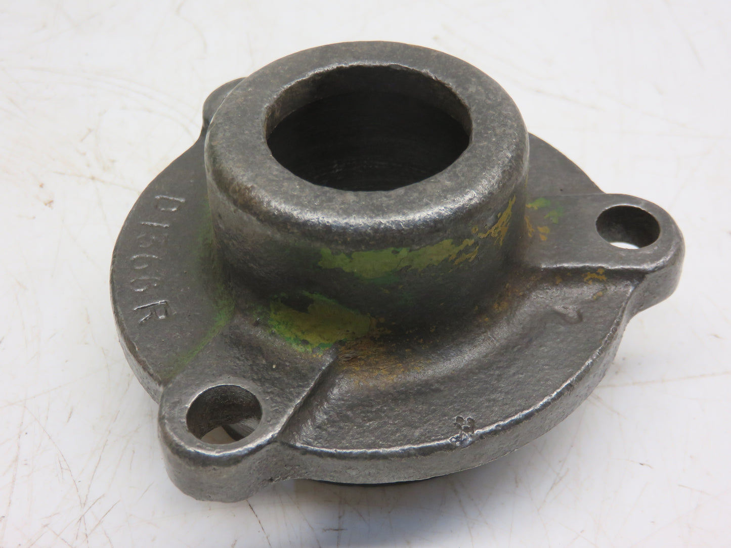 D1366R, AD796R John Deere Rear Fan Shaft Bearing Housing For D