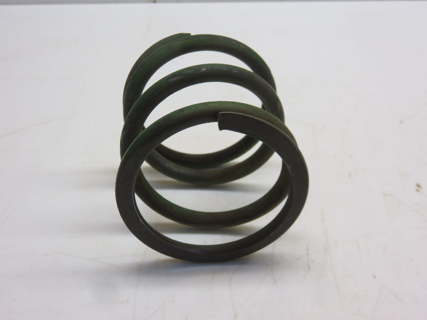 F808R John Deere Fan Clutch Spring For G, 50, 60, 70, 520, 620, 720, 530, 630, 730