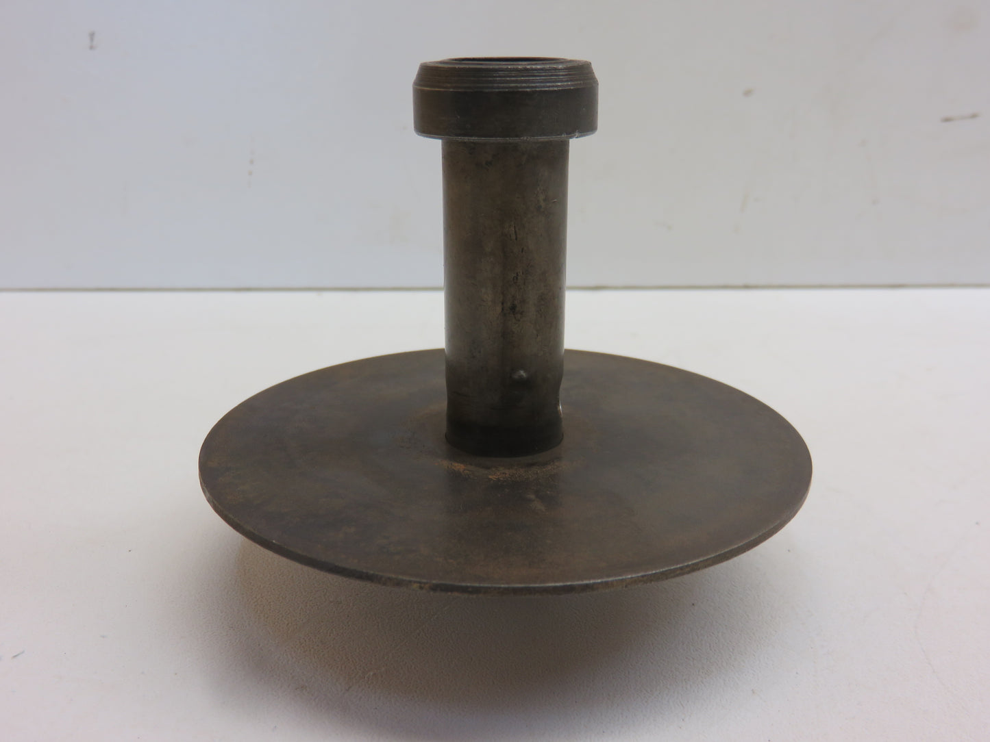 AH786R John Deere Oil Filter Outlet For H