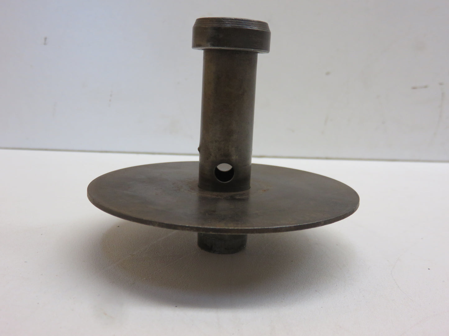 AH786R John Deere Oil Filter Outlet For H