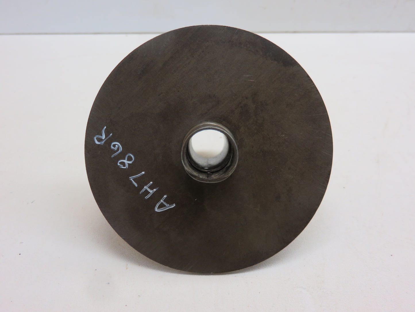 AH786R John Deere Oil Filter Outlet For H