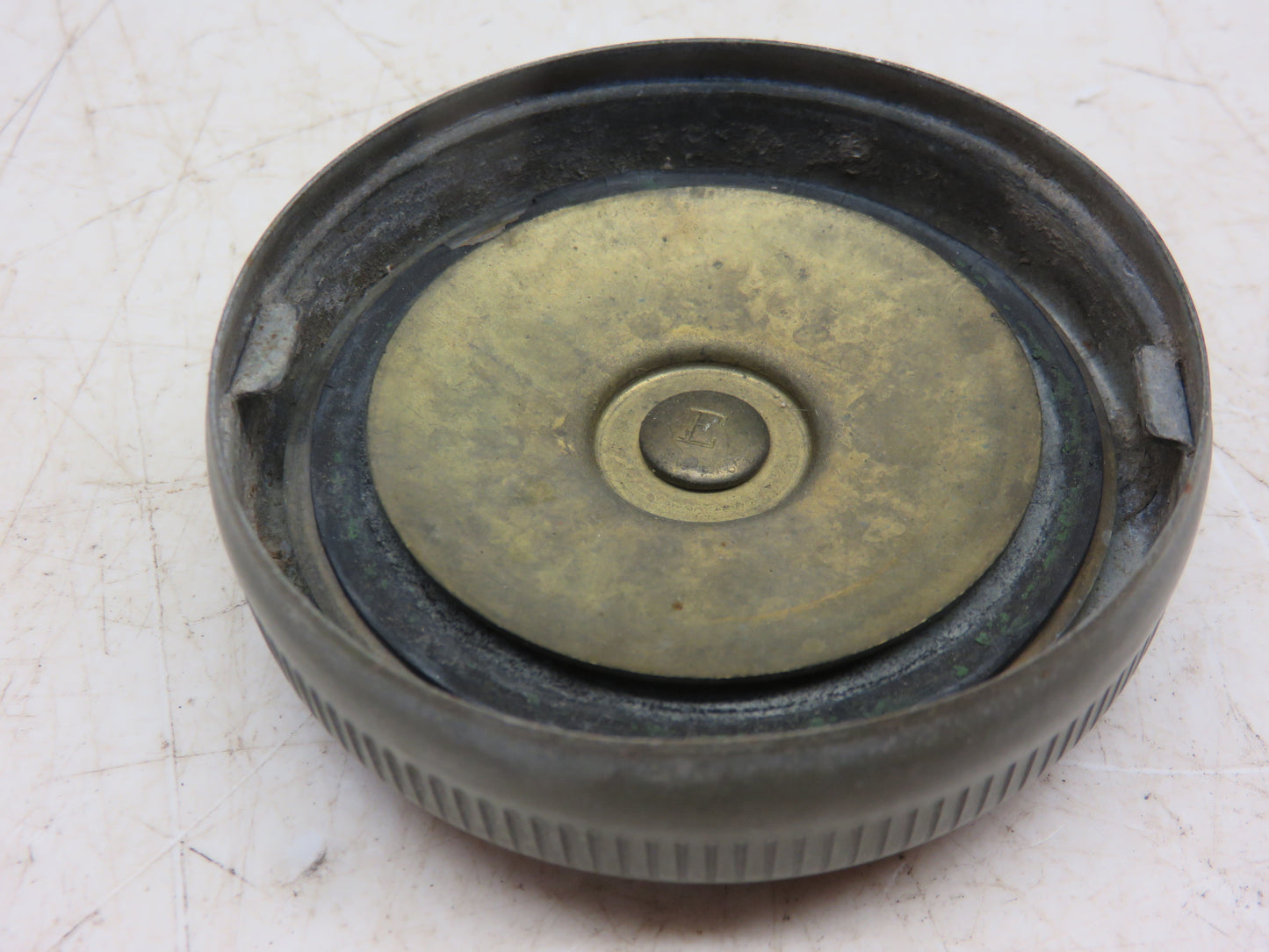 AA5158R John Deere Radiator Cap For 50, 60, 70