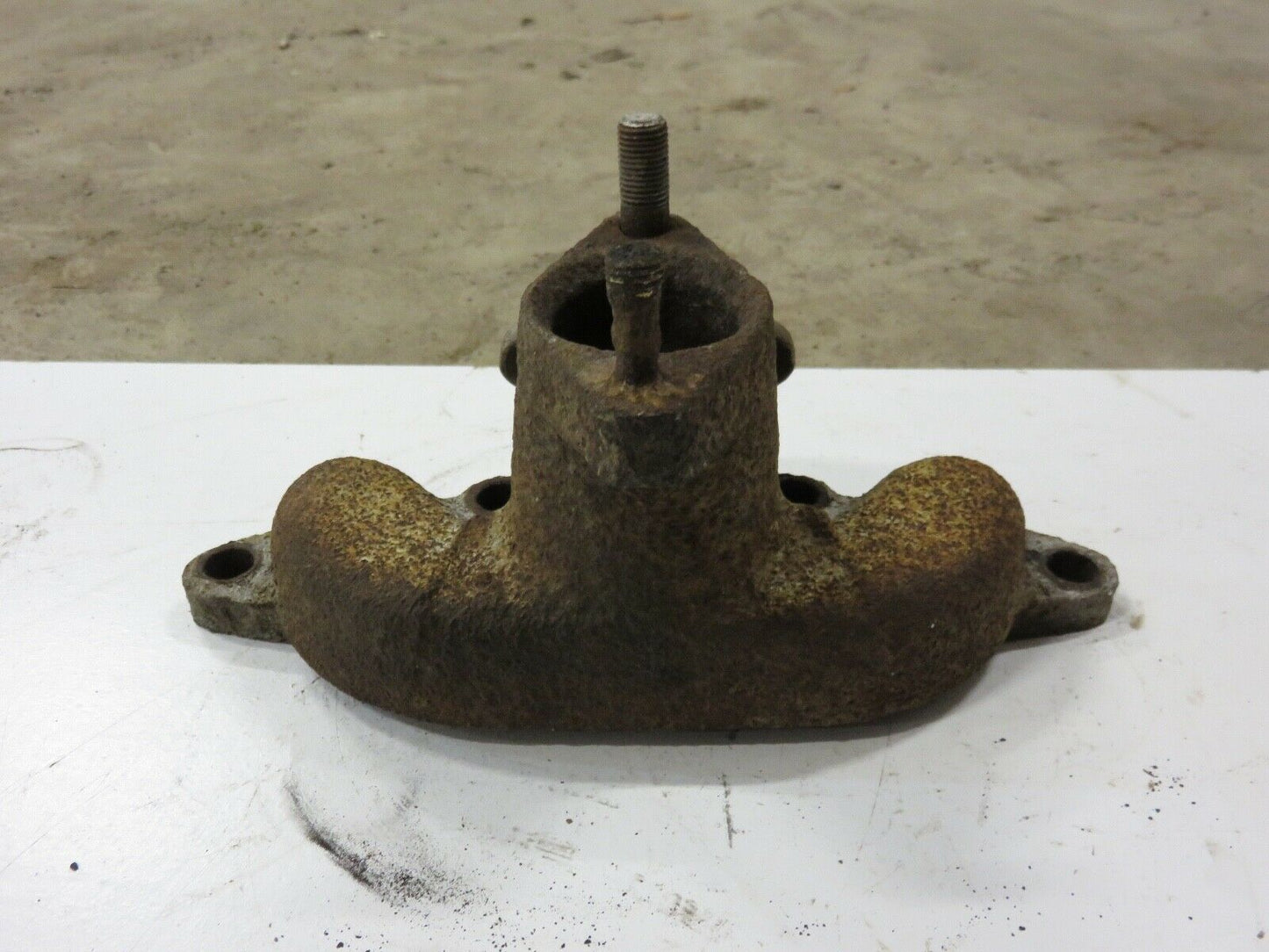 AL2841T John Deere Manifold For L, LA, LI