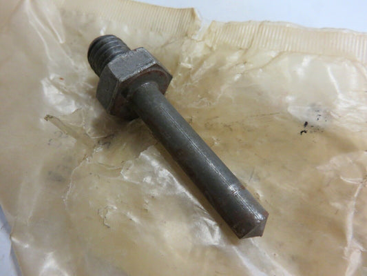 T20090, 19H2351 John Deere NOS Special Bolt For 1020, 1520, 2020, 2030, 2040, 2240, 2440, 2510