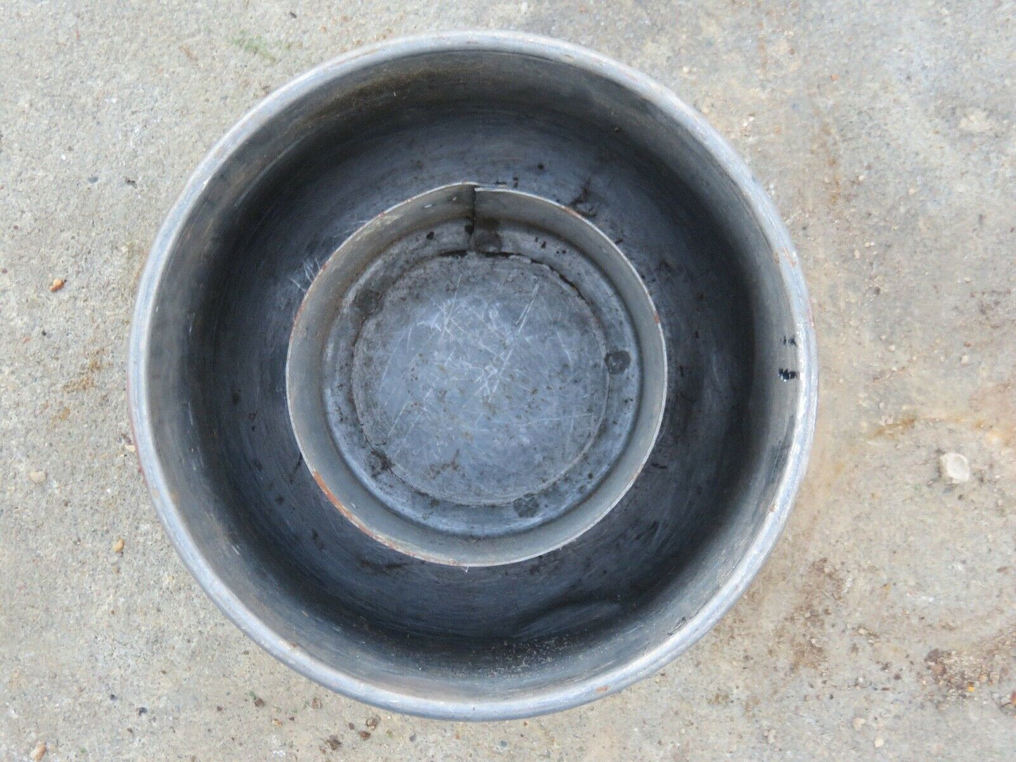 AM3172T John Deere Air Cleaner Oil Cup For 420, 430