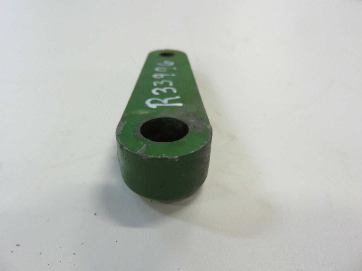 R33996 John Deere Throttle Control Arm 3020, 4020
