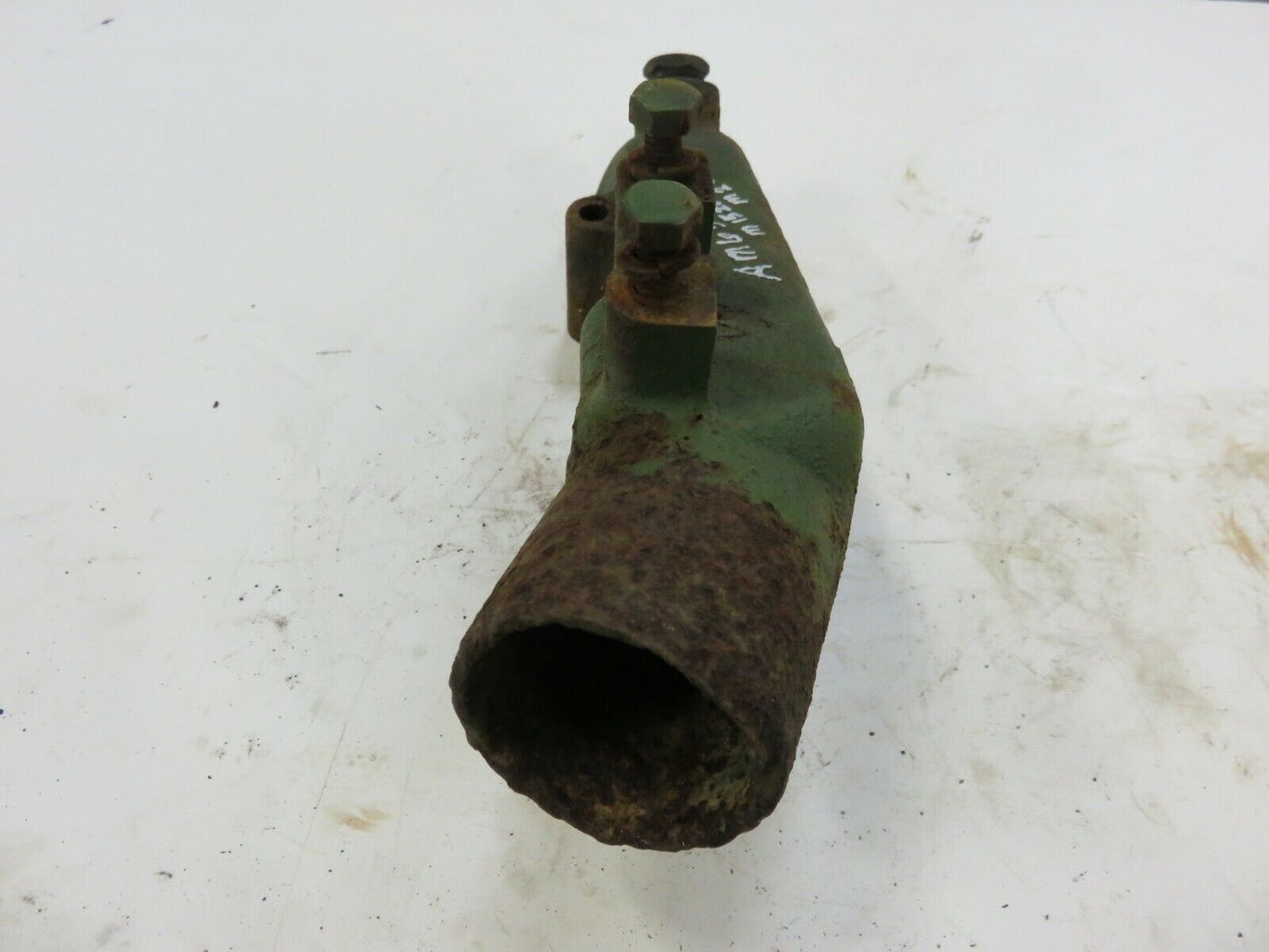 M261T John Deere Upper Water Manifold For M, MI, MT