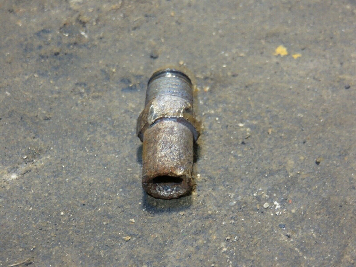 M3218T, T19651T John Deere Water Manifold Nipple For 420, 430, 1010, 2510, 2520