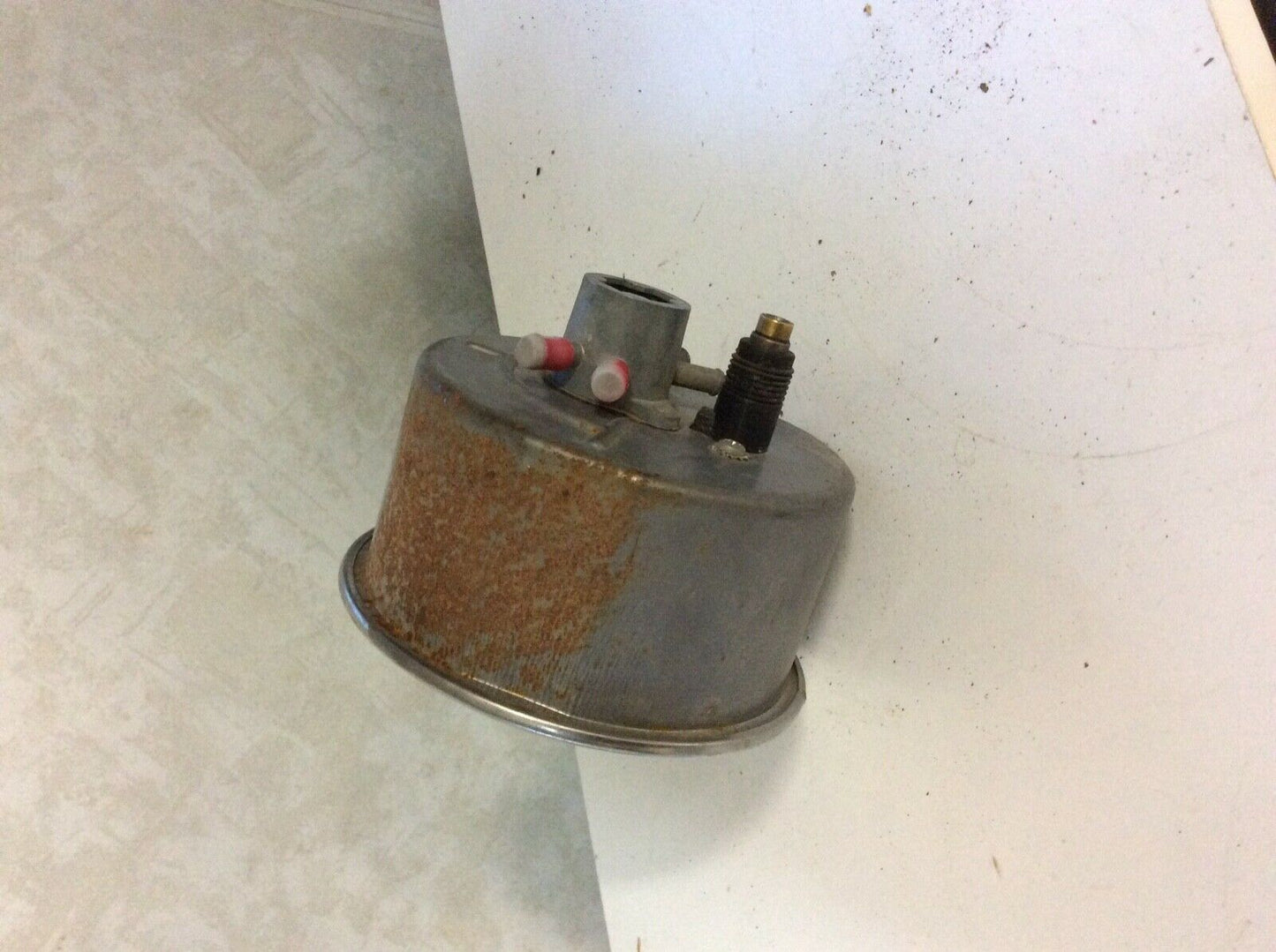 AR50404 John Deere Tachometer With White Needle For 2520, 3020