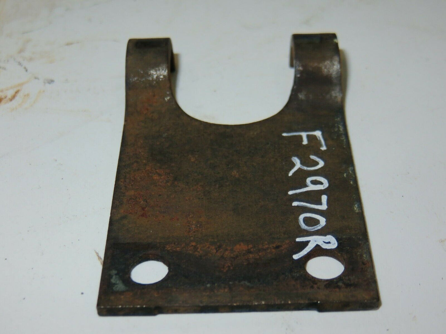 F2970R John Deere Governor Shaft Thrust Bearing Fork For A, B, G, 60, 70, 620, 720, 630, 730