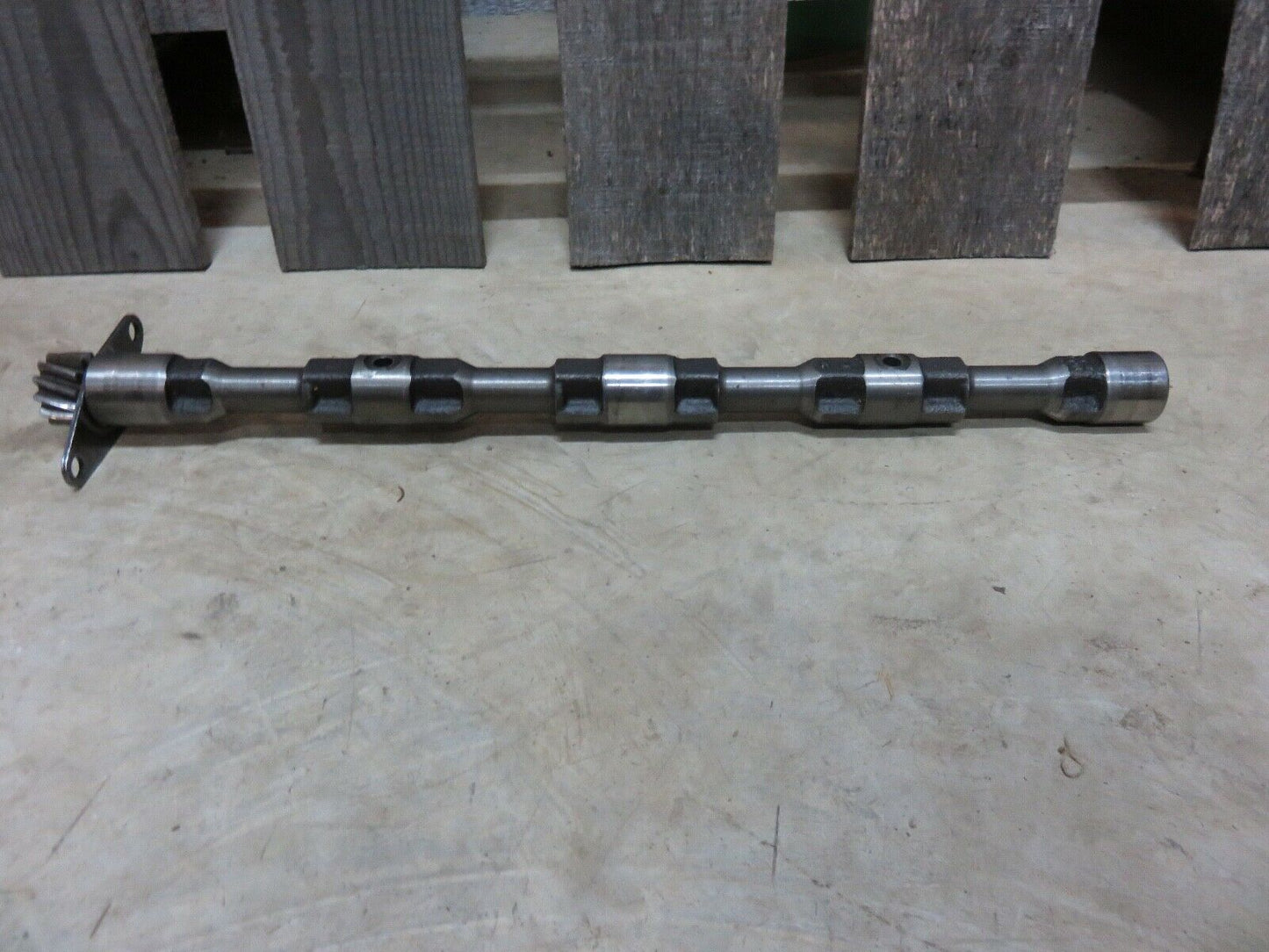 R54634, AR69711 John Deere Right Engine Balancer Shaft For 2140, 2355, 2555, 2630, 2640