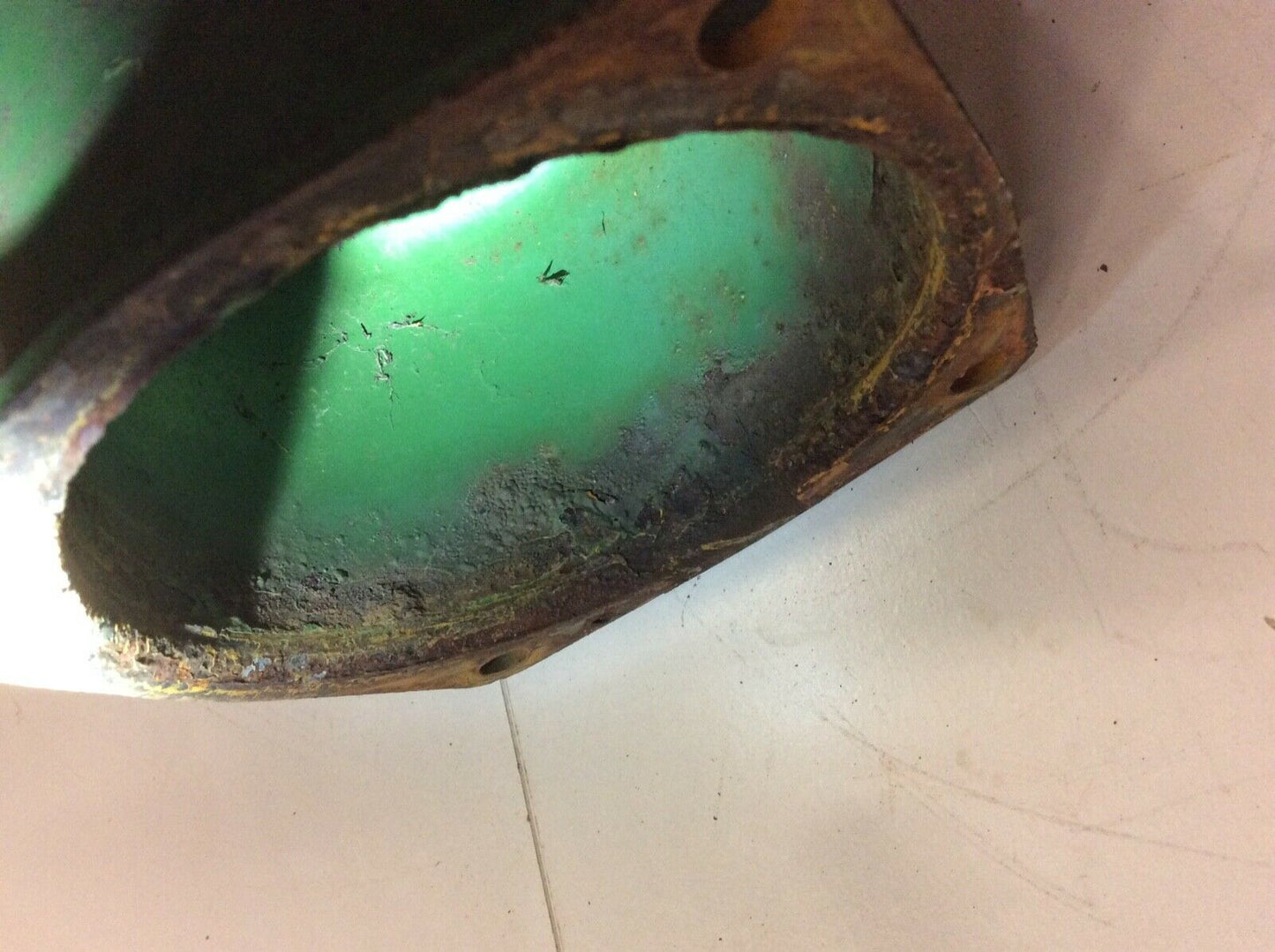 T18258 John Deere Gear Shifter Guide For 1010