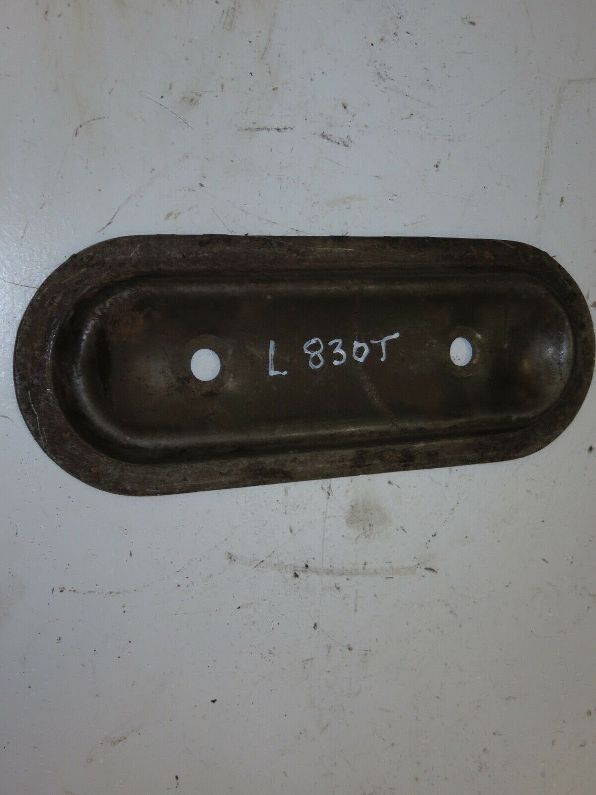 L830T John Deere Valve Cover For L, LA, LI