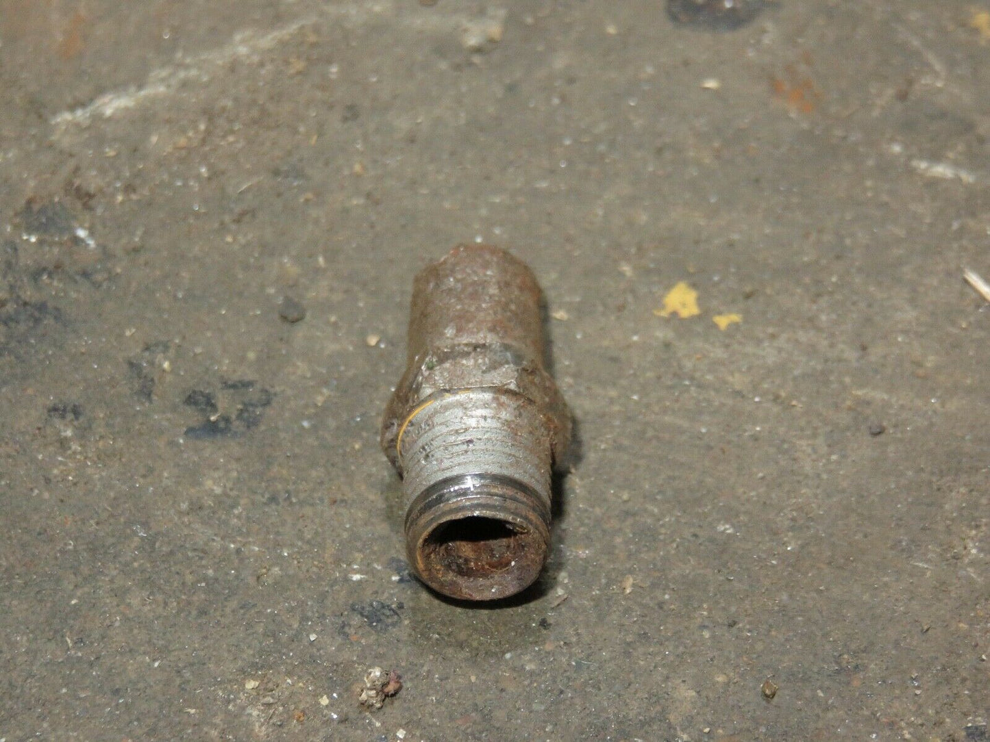 M3218T, T19651T John Deere Water Manifold Nipple For 420, 430, 1010, 2510, 2520