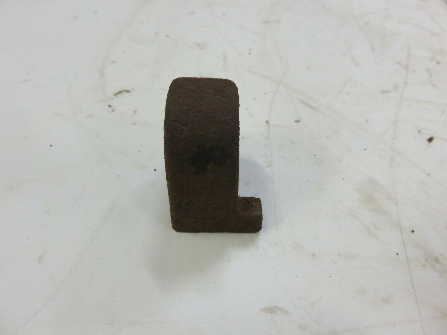 A1787R John Deere Shutter Control Lever Bracket For A, B, G