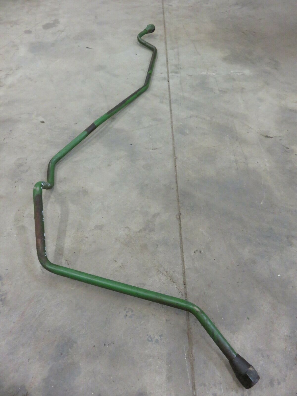 AR32576 John Deere Hydraulic Line For Utility 3010, 3020