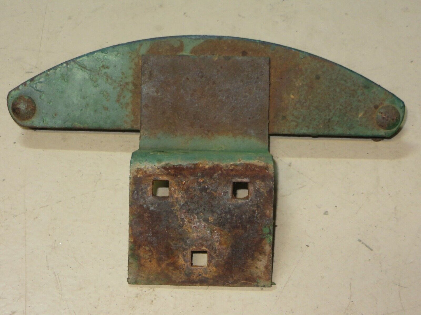 AF3015R John Deere Rockshaft Lever Guide For 520, 620, 720