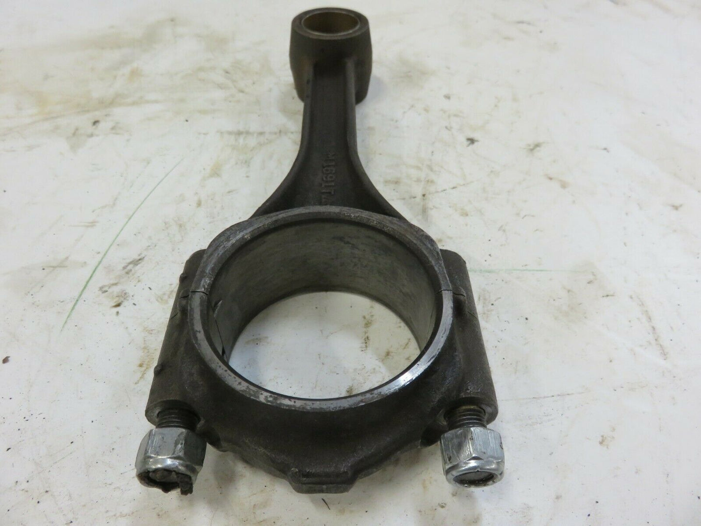 AM1782T, M1691T John Deere Connecting Rod For 40, 320, 330, 420, 430, 440