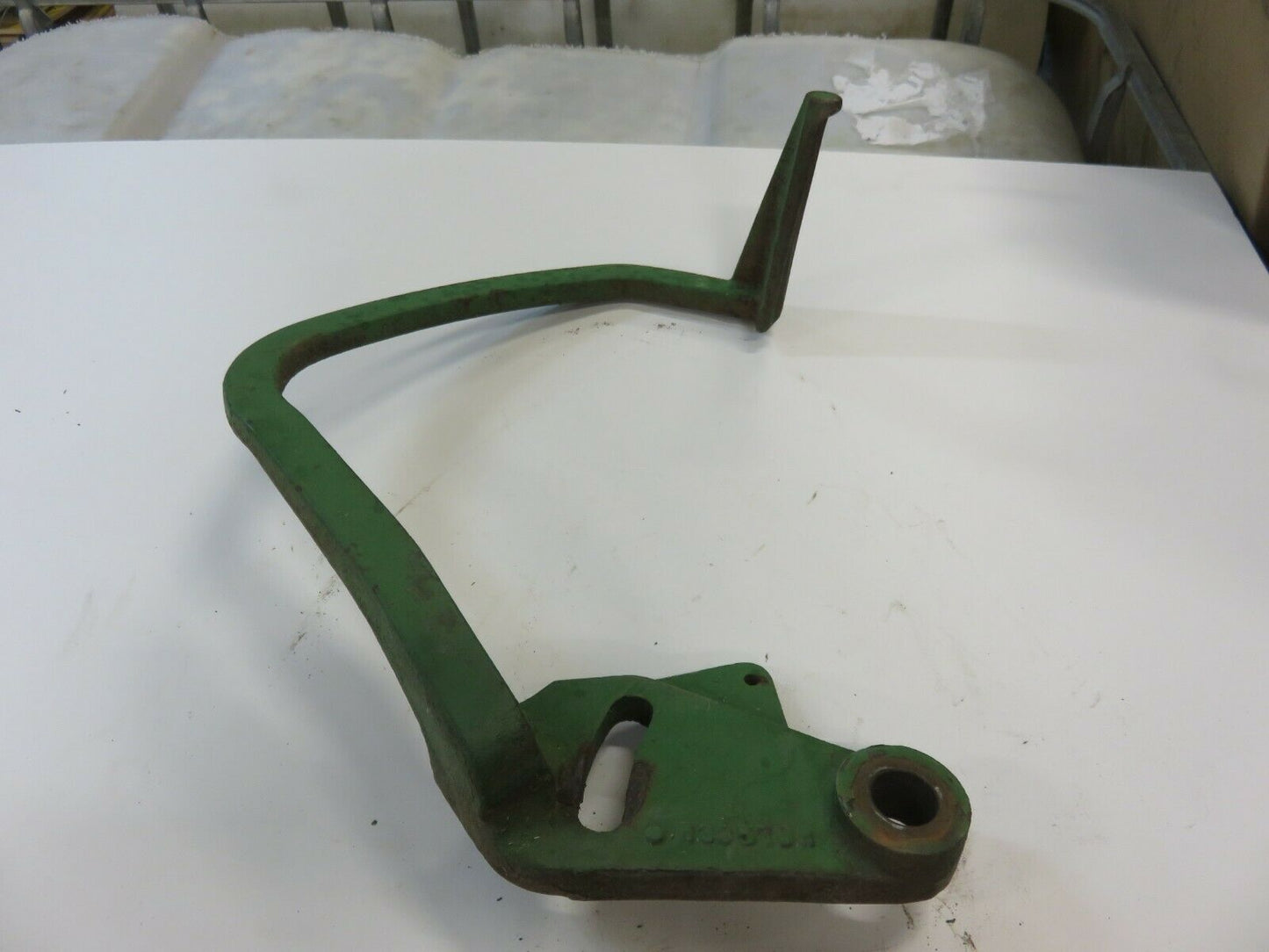 R33570 John Deere Clutch Pedal For Utility And Orchard 3020