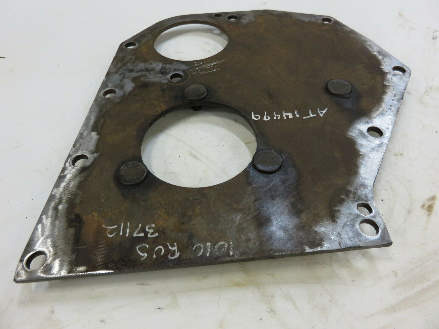 AT14499 John Deere Front Timing Gear Cover Plate For 1010